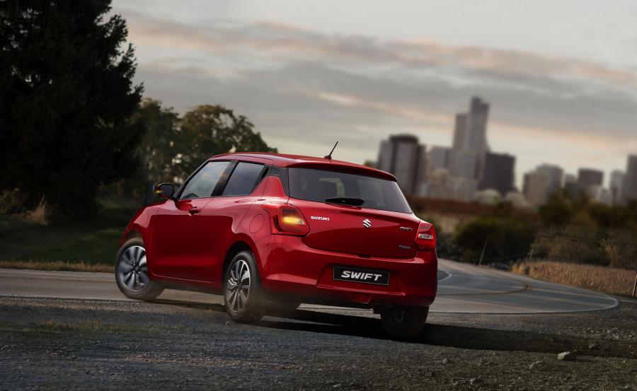  Suzuki Swift 2017 года  (WW) (фото 42 из 101)